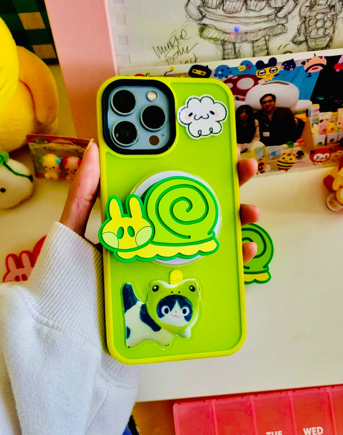 Snail PVC Phone Grippies