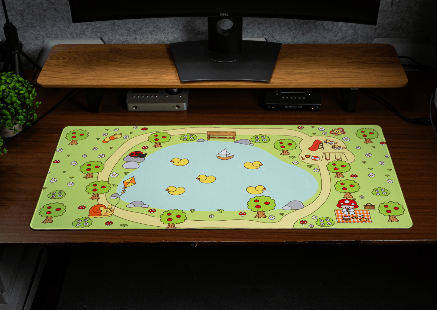 Mardeluna Picnic Desk Mat