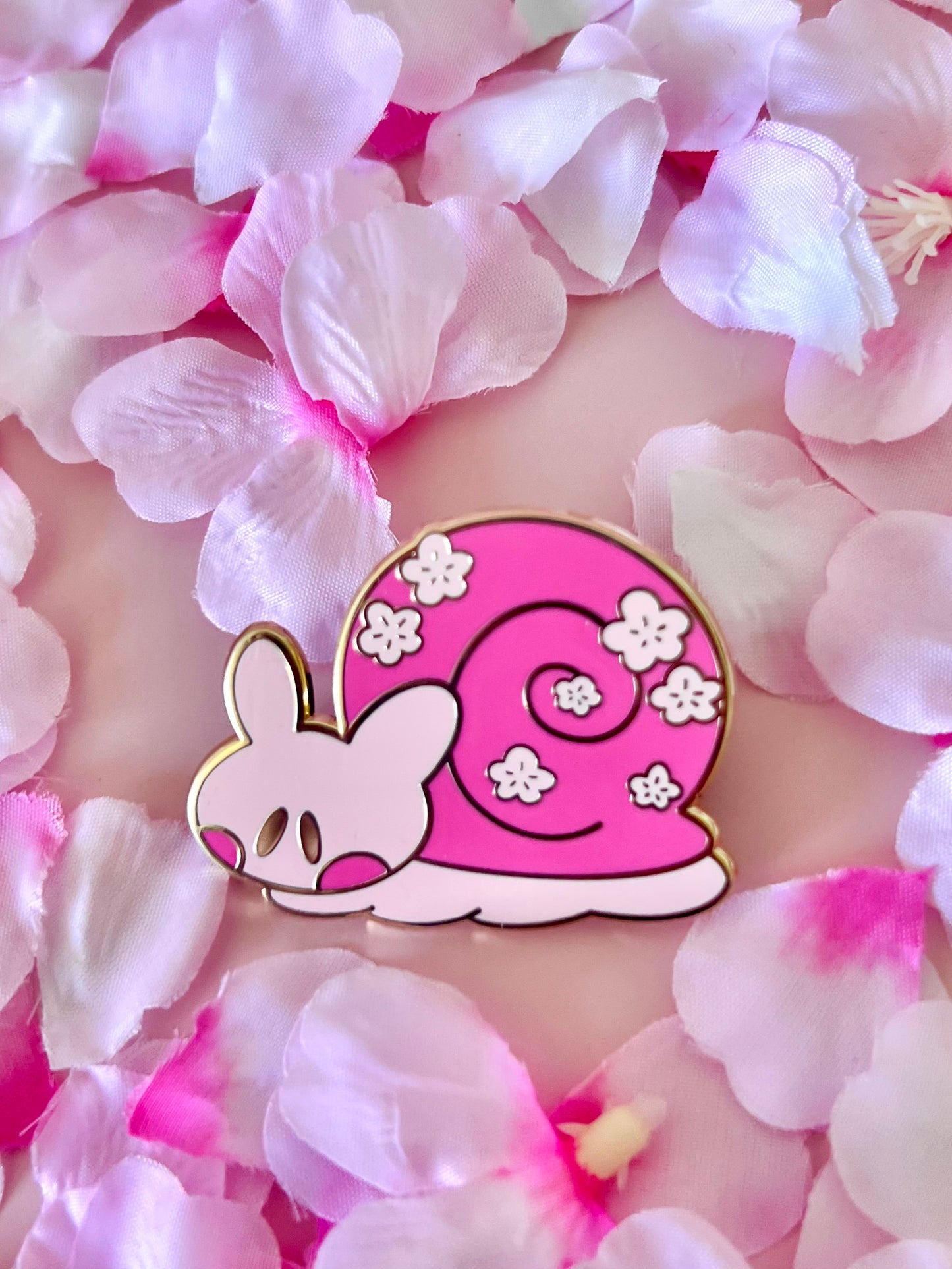 Sakura Snail Pin