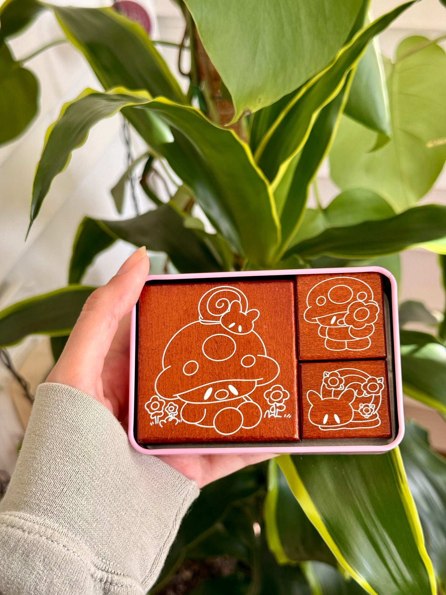 Marshall Chocolate Stamp Tin Box Set